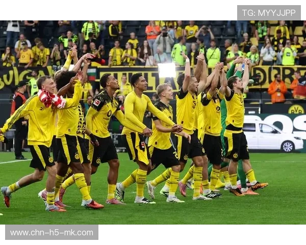 多特连续反击让对方门将频繁出场救险 多特连续反击让对方门将频繁出场救险