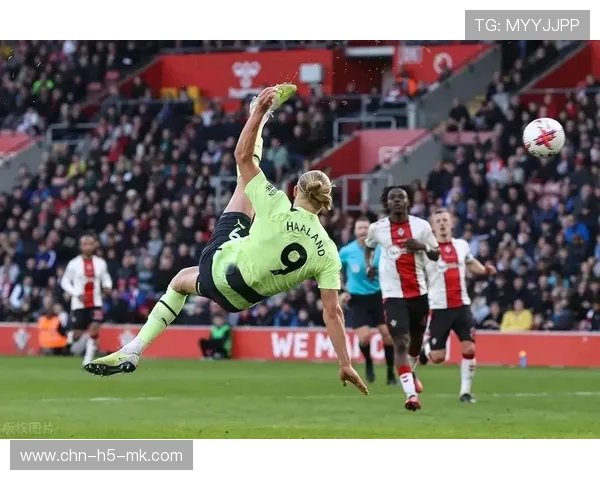 曼城德布劳内助攻哈兰德破门