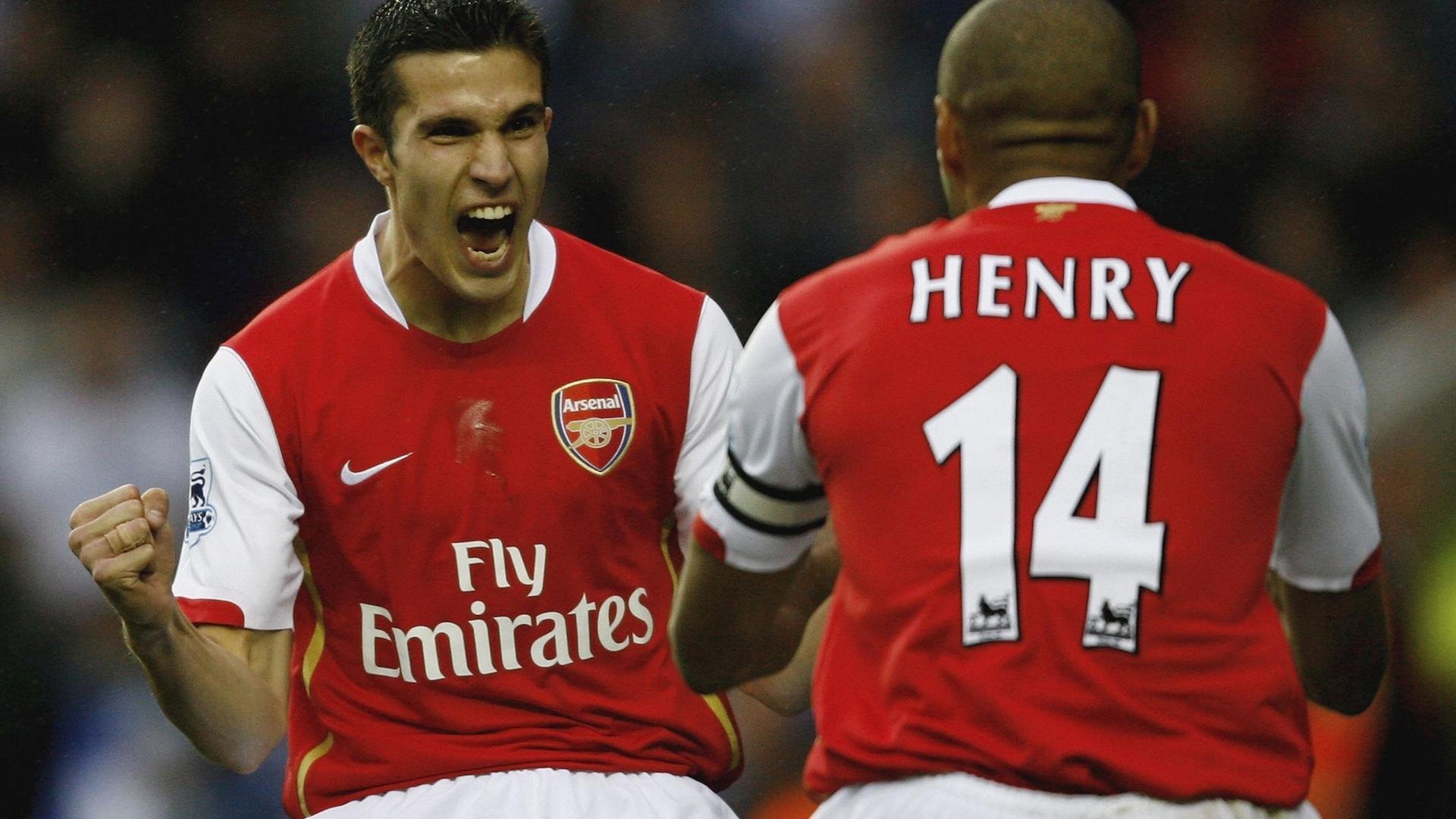 国足前腰角色转换数据观察,足坛前腰